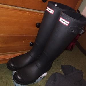 Black HUNTER boots